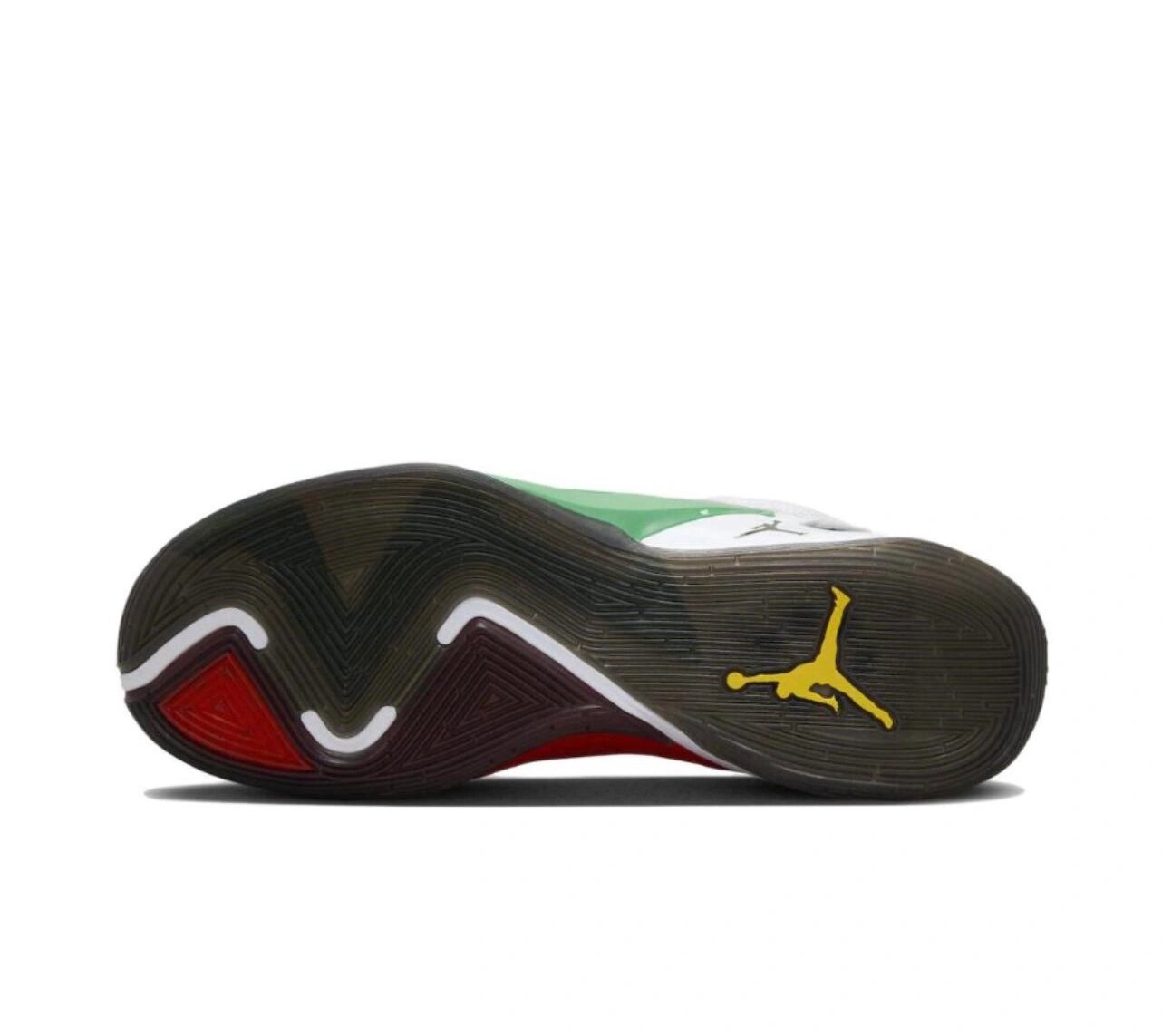 jordan luka2 卢卡东契奇2代签名鞋测评 优点:穿着舒适,后跟锁定性