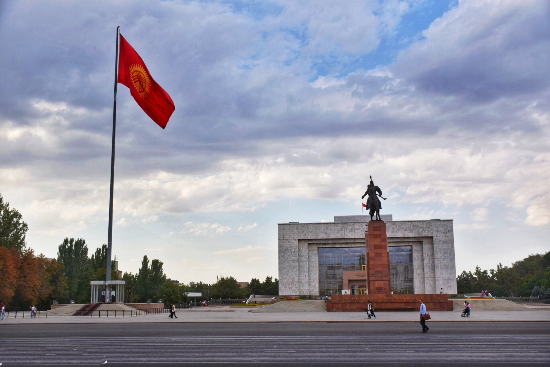 【吉尔吉斯斯坦9692】比什凯克 bishkek 应该是中亚地区苏联风格