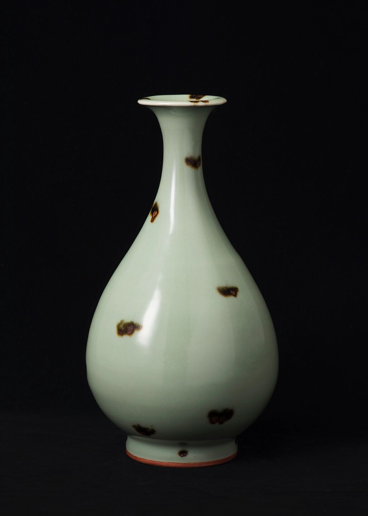 元十四世纪龙泉青瓷玉壶春瓶 大坂市立东洋陶磁美术馆藏(住友集团捐赠