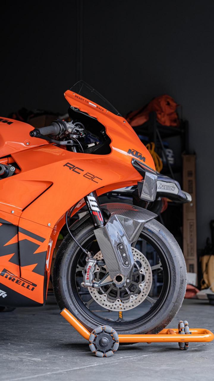 2022 ktm rc8c 真的太美了 真的以为ktm不做仿赛吗?