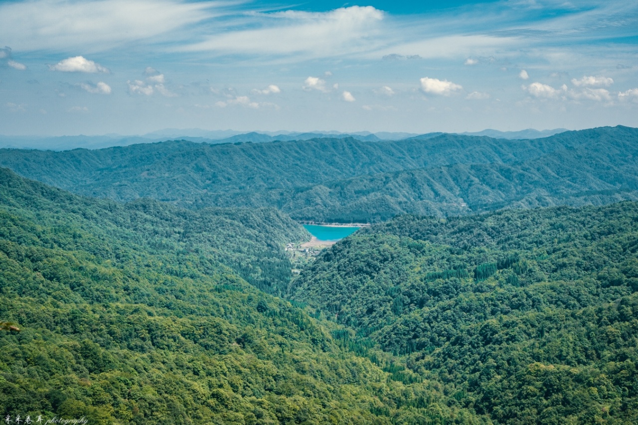 避暑应如何安排行程 采采与某狗开始环游家乡重庆渝东地区的自驾旅程