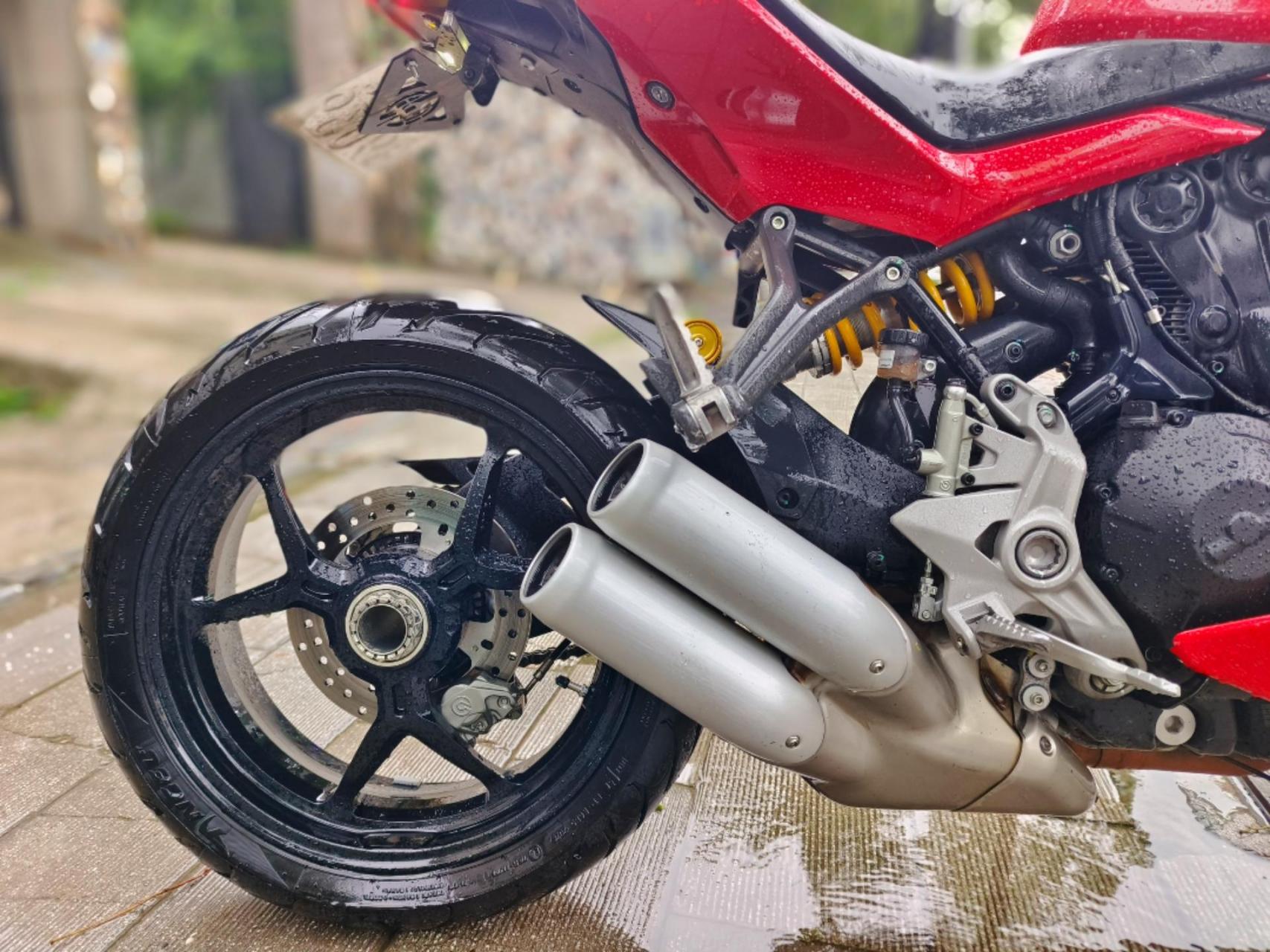 杜卡迪supersport s,鸰速939s, 20年上牌一手户,实表7000公里.