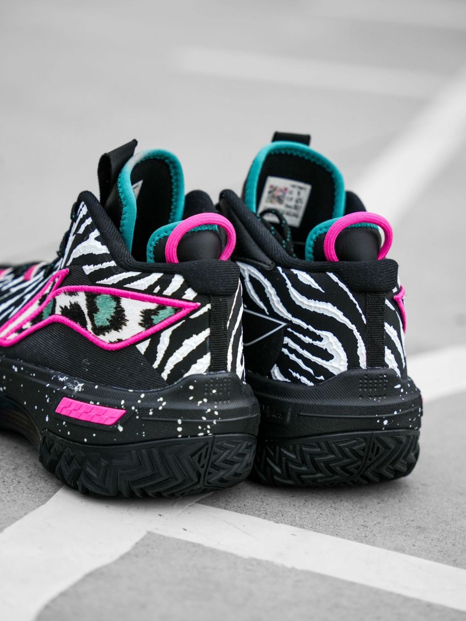 tuff os外底全面上包,前后42 全掌lightfoamplus,这波桀骜怎么评?