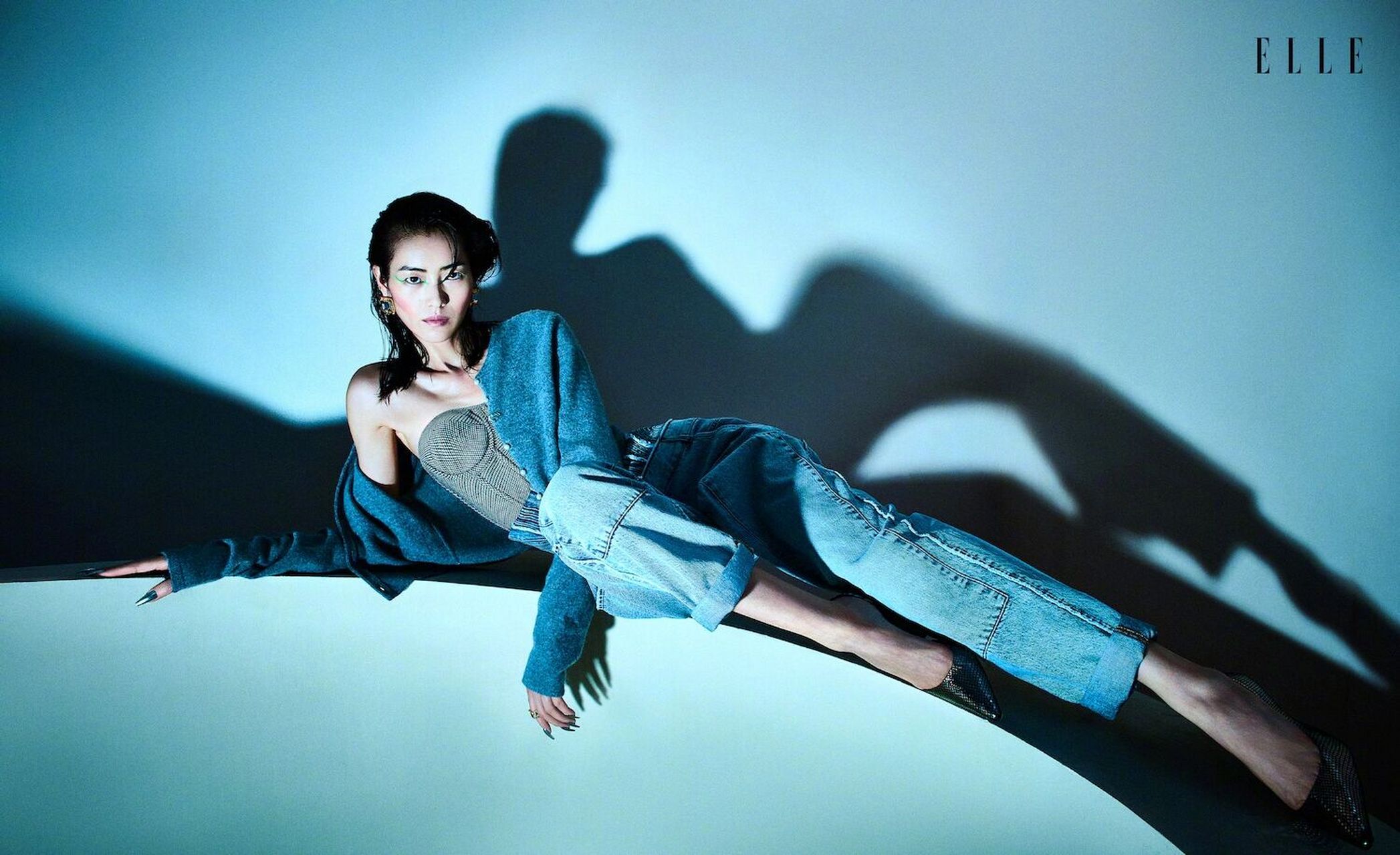 刘雯   elle singapore 新加坡版 elle 九月刊封面大片 冷艳魅惑,强势