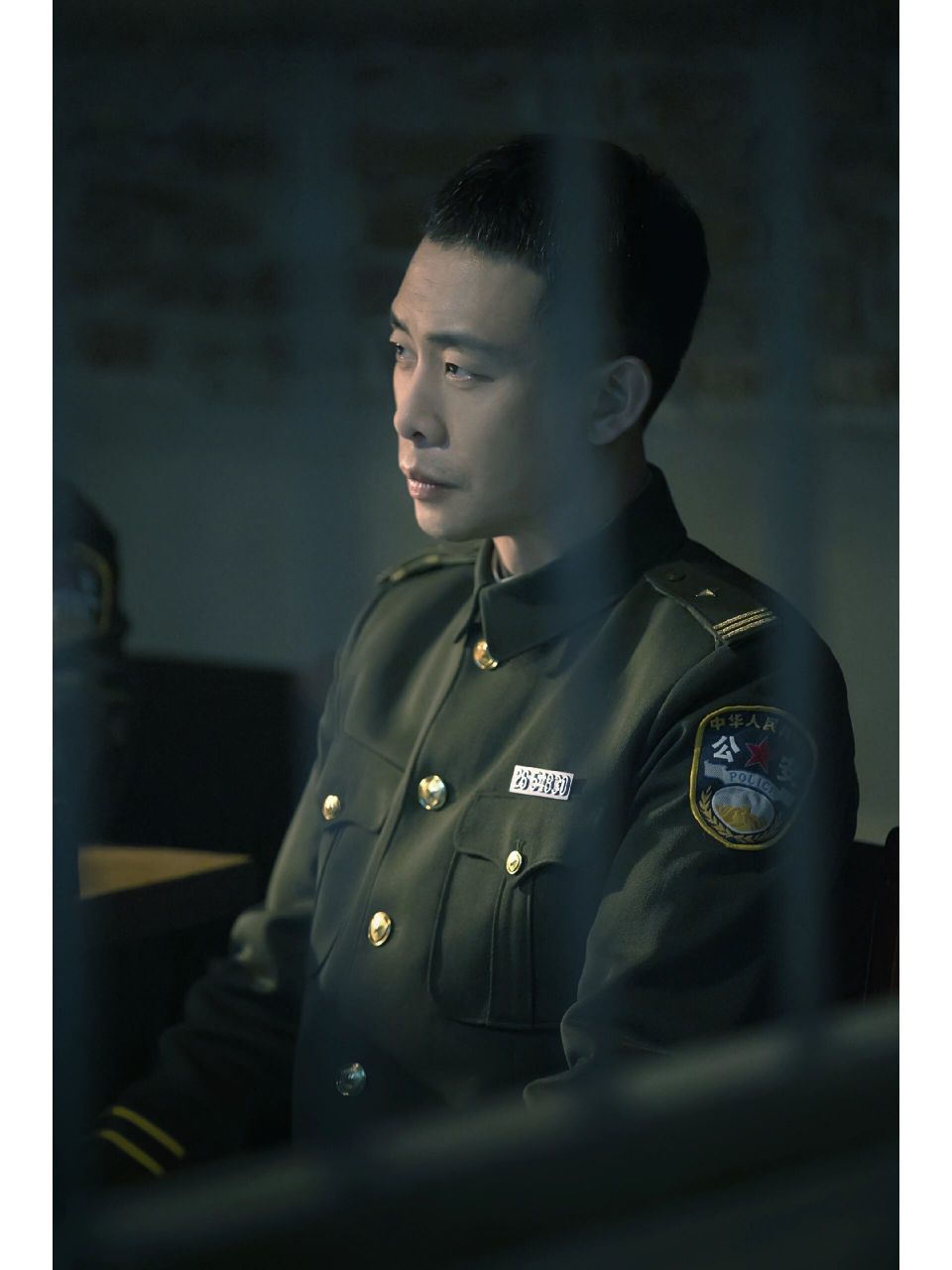 卫国平可真辣 官图,去水印,放大,磨皮,调色 ps课程得赶快提上日程了