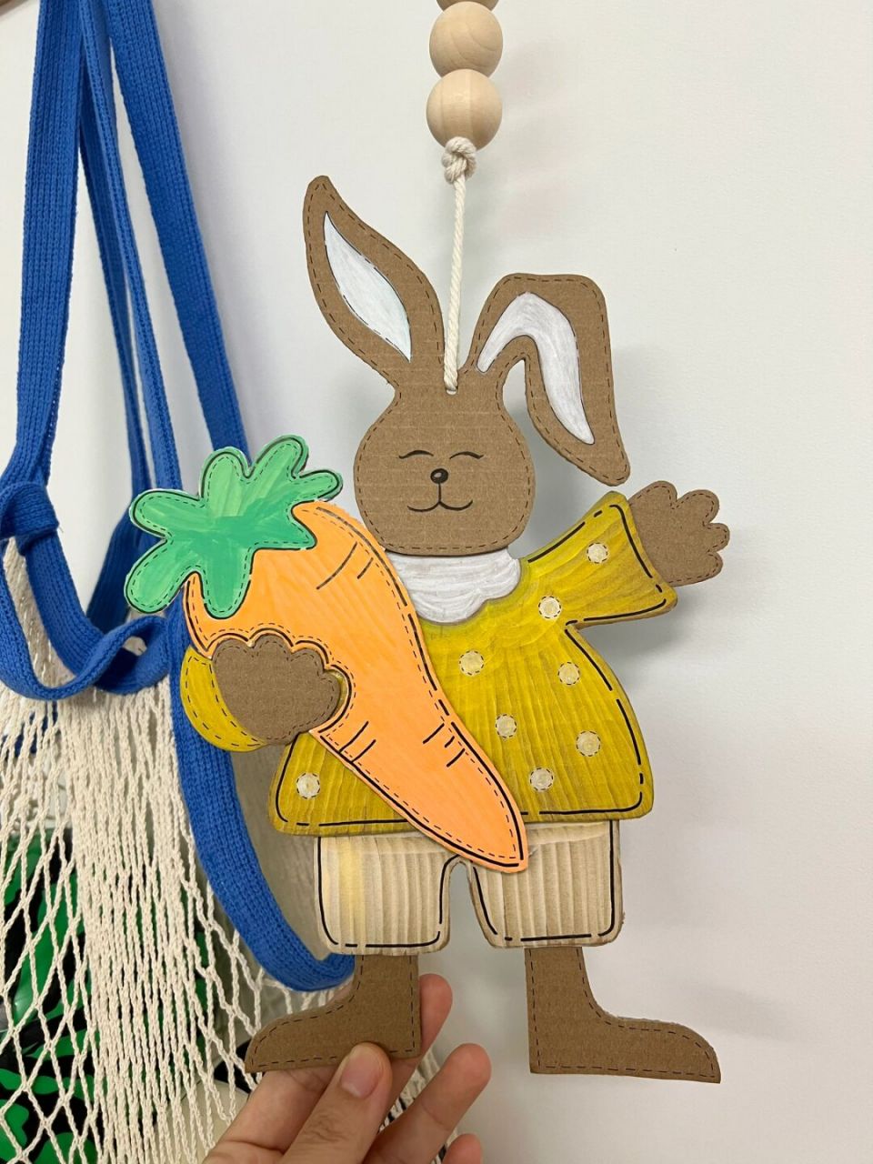 好看的兔子挂饰就有啦～又省了一个亿有没有  #我的手工日常# #纸皮画