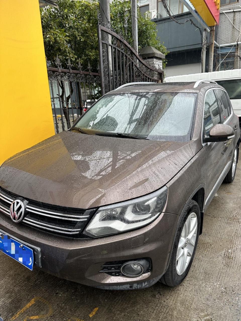 进口大众途观 也叫途威新车上路42w 个人一手车 行驶里程27w公里 出差