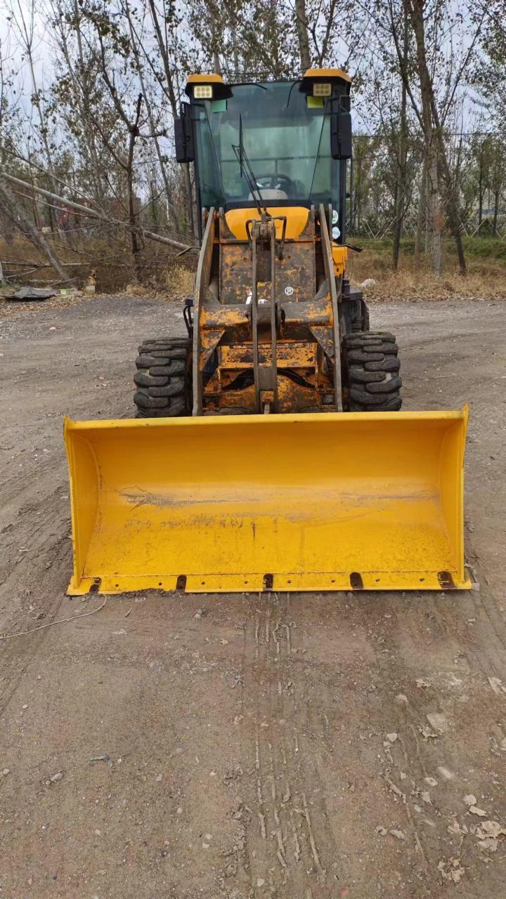 莱工928,自动挡带跑路挡轮边汽刹,490发动机无废气无漏油,4条半实心