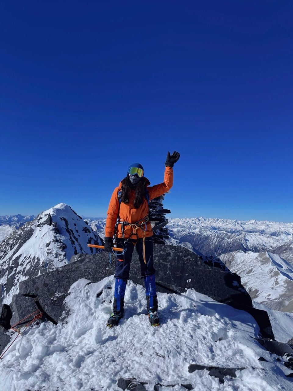 乌库楚雪山5526米|2022年元旦冲顶成功 凌晨5:20冲顶,10:40登顶成功