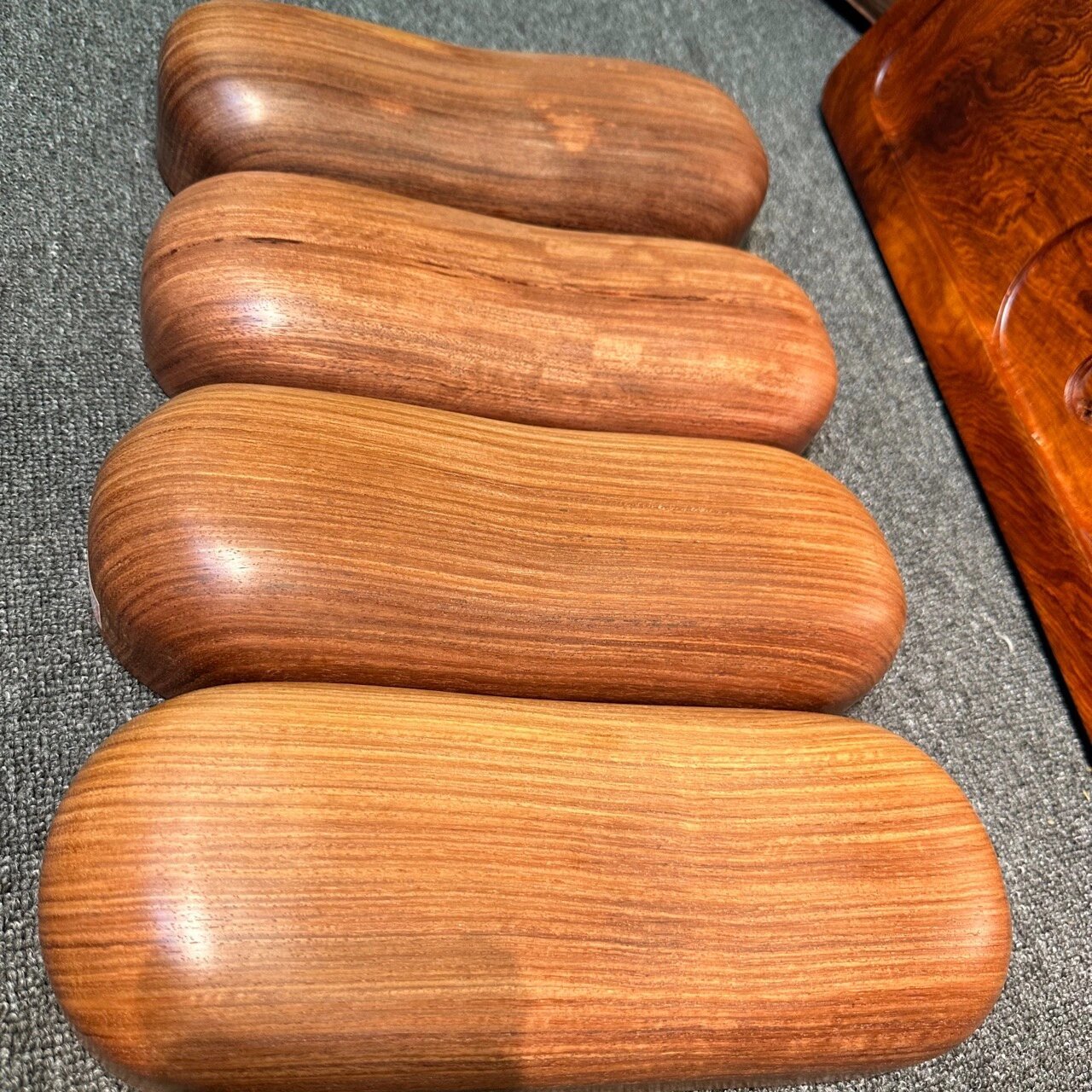 花梨木枕头天然实木颈椎木头枕修复矫正硬枕 花梨木枕头天然实木颈椎