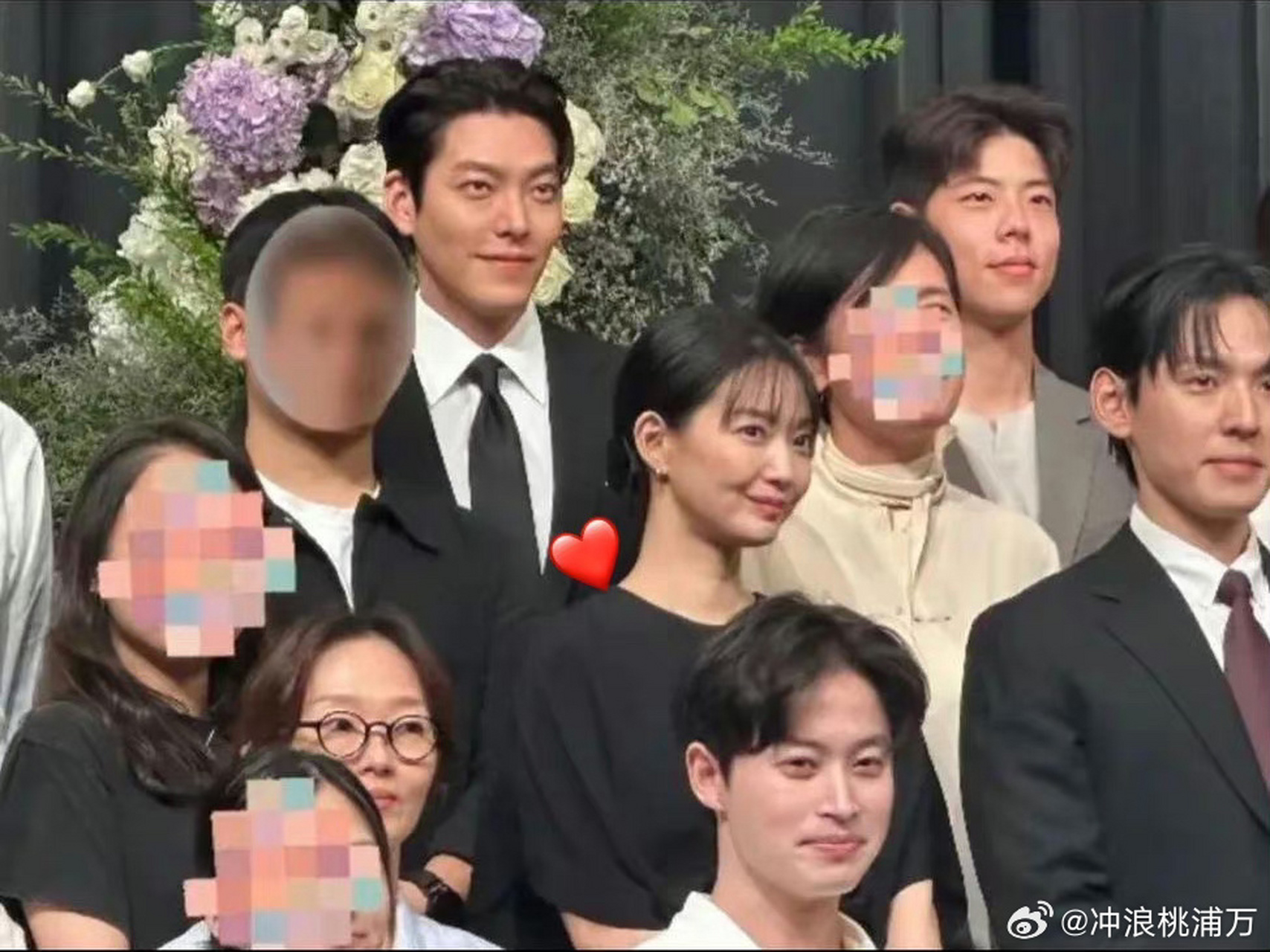 申敏儿和金宇彬一起参加敏儿经纪人的婚礼了,许久不见的同框