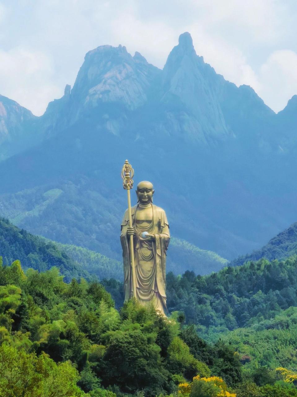 南无大愿地藏王菩萨05 九华山地藏菩萨露天铜像,像身高度84米,加上