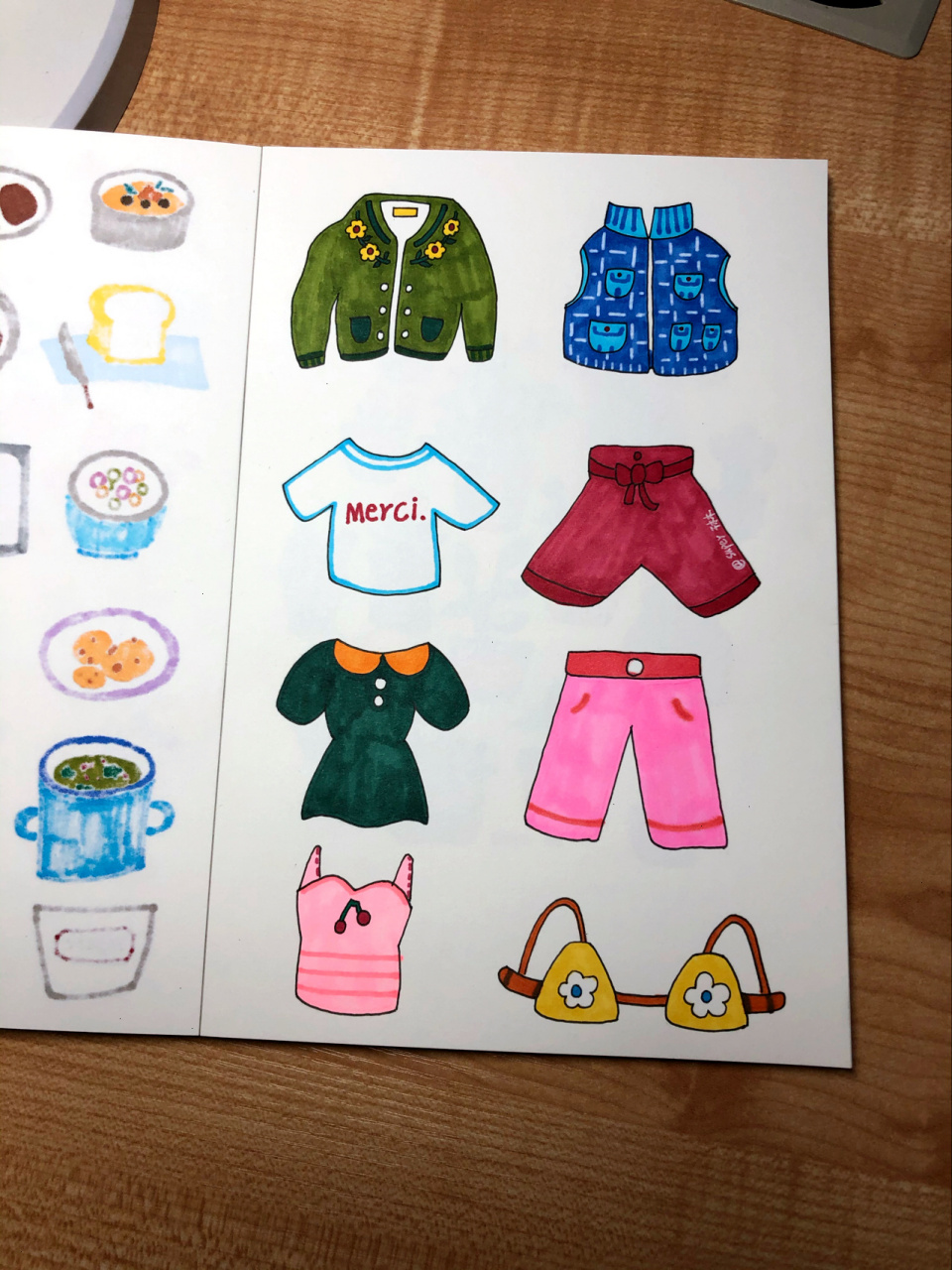 零基础手绘|简笔画|衣服 特别喜欢第一件和第二件衣服,可可爱爱滴!