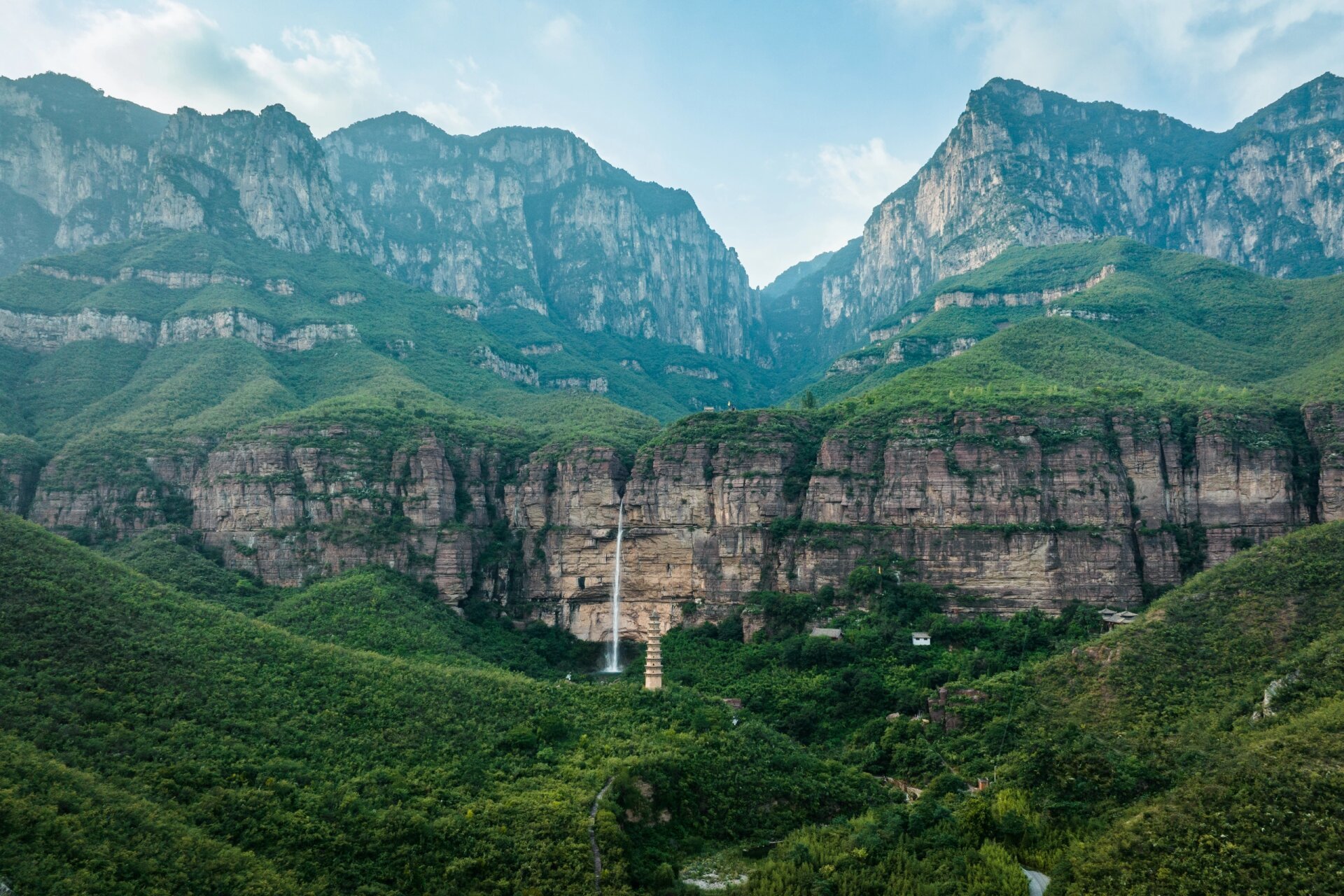 百家岩寺塔  	 第六批全国重点文物保护单位 位于河南省焦作市修武县