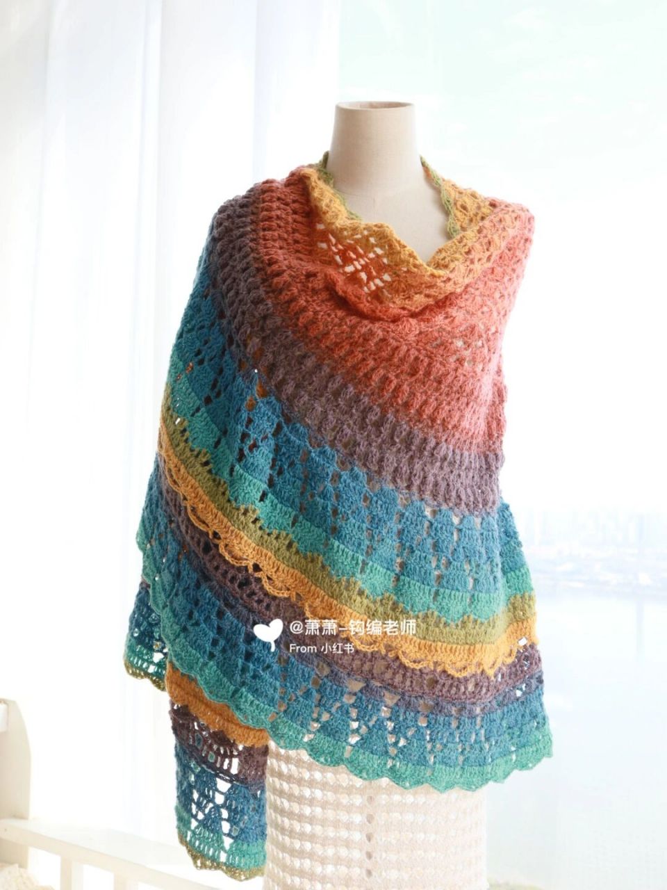 每个女人都需要一条钩针披肩 不然怎么知道自己可以有多优雅!