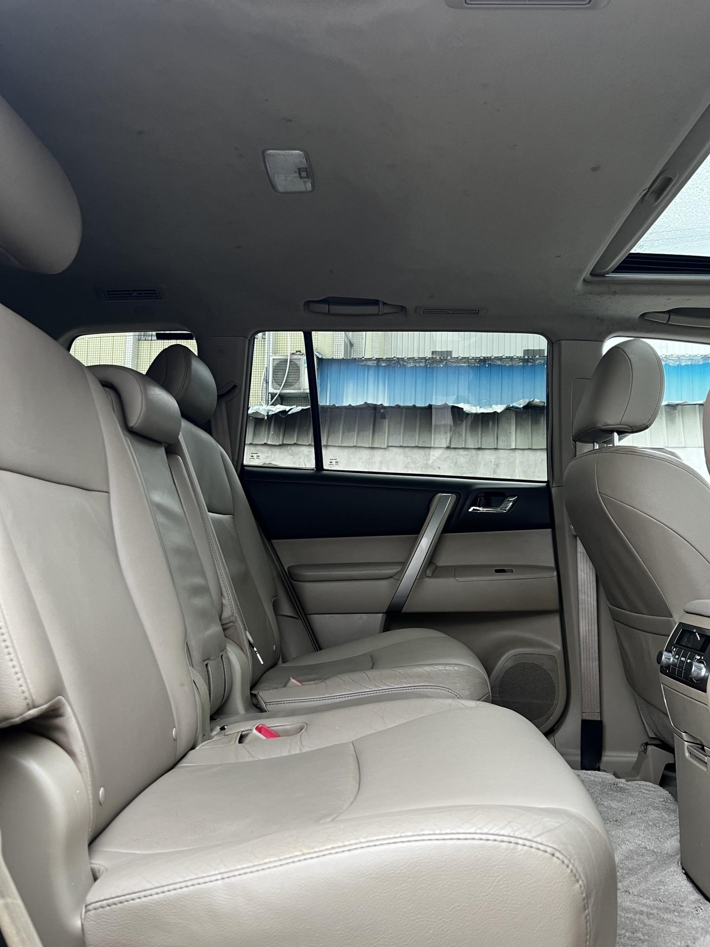 ,2012年8月丰田汉兰达2