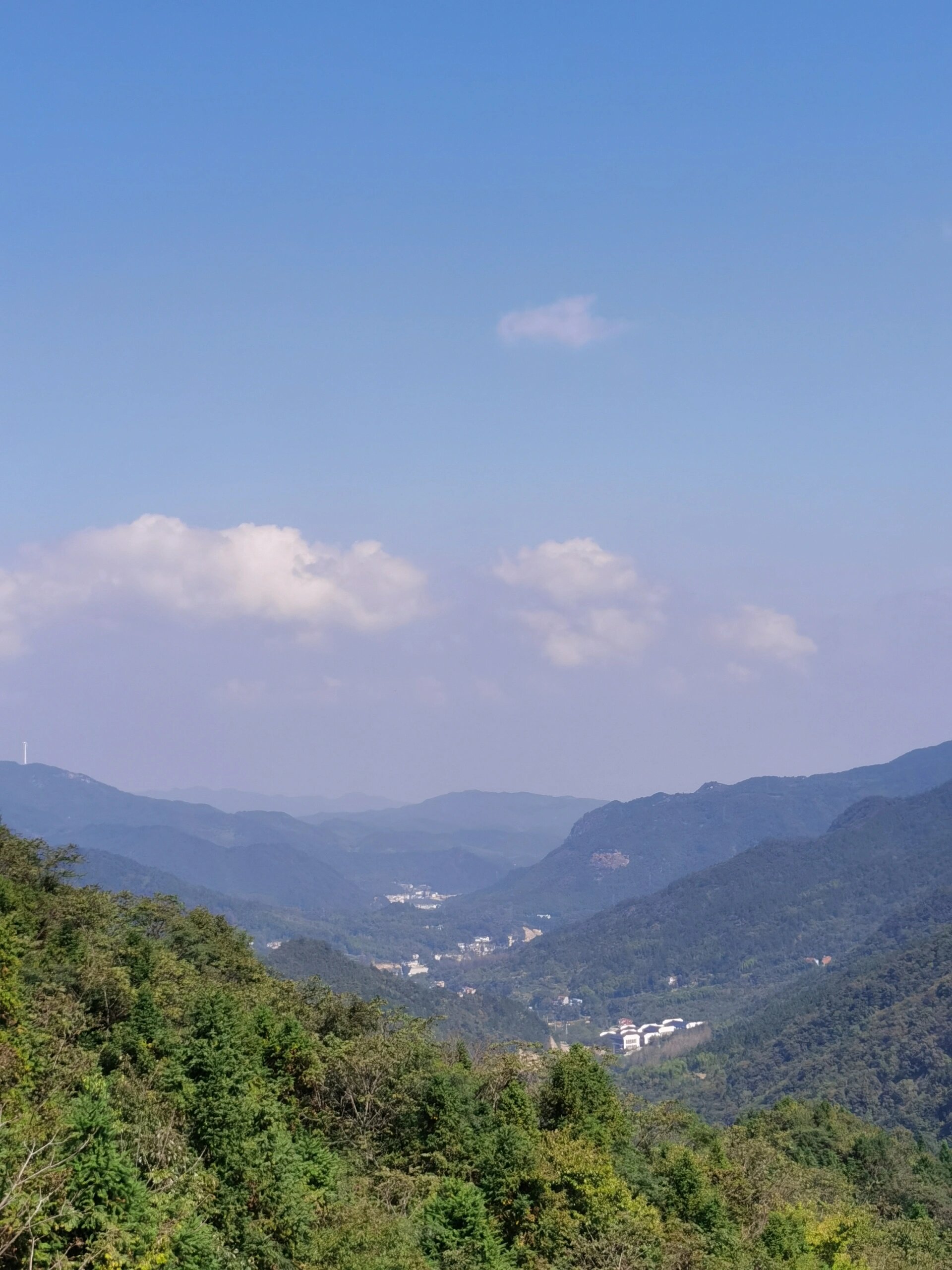 六安金寨 马鬃岭景区 建议自驾前往 在北门停车 想上山的 从北门栈道