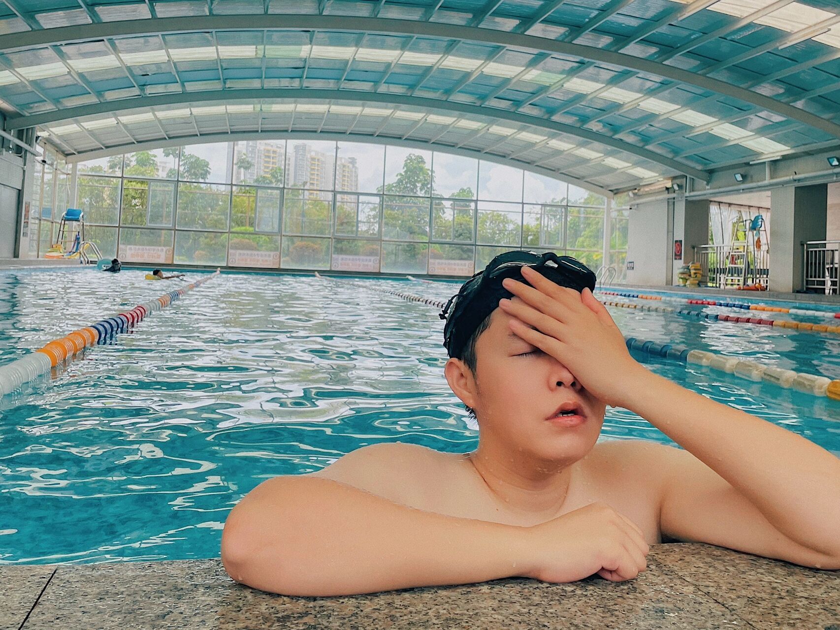 9099 | 朋友圈分享 温馨提示 观看我的朋友圈记得带上游泳圈 因为