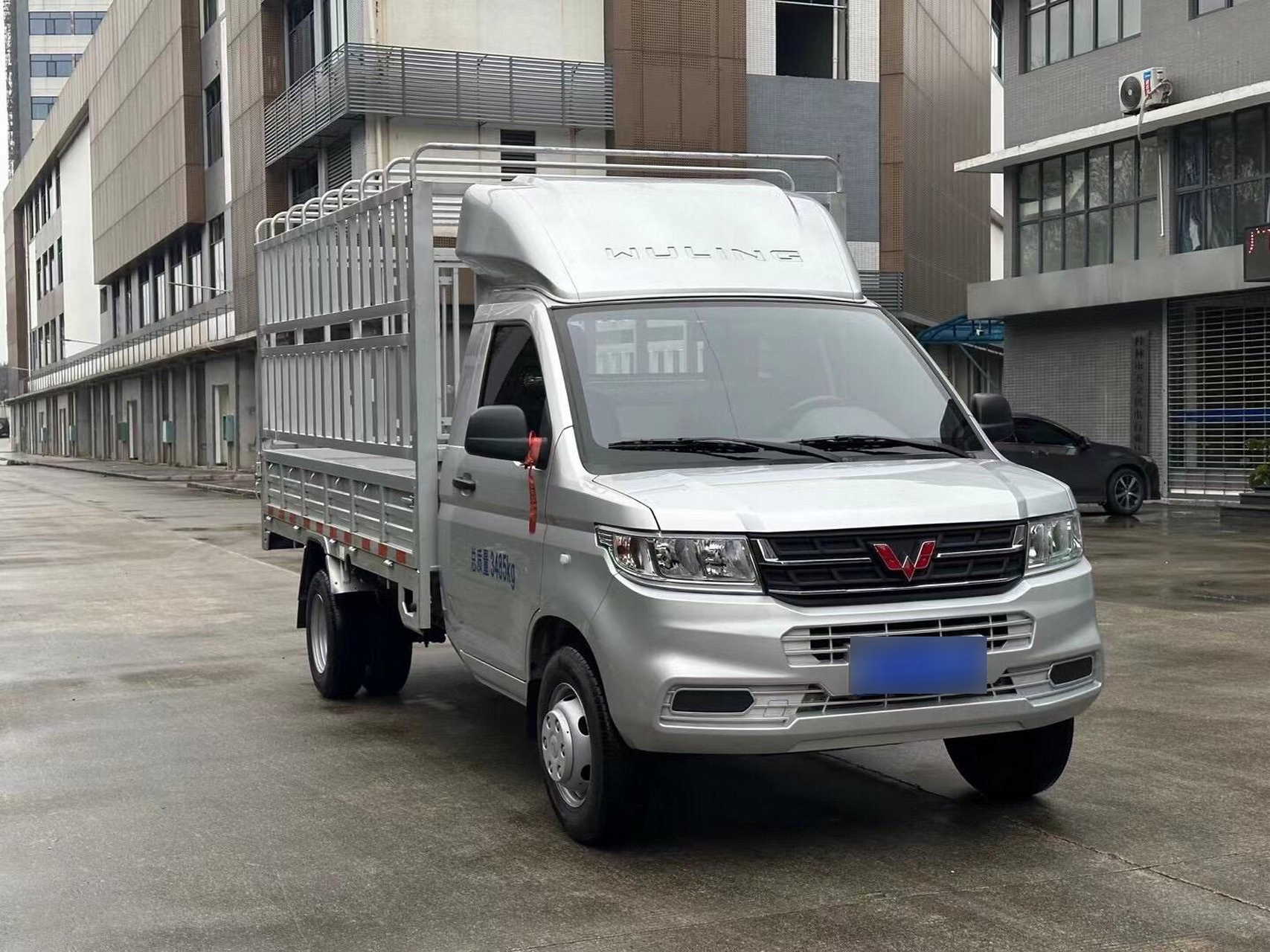 23年8月份上牌,五菱荣光新卡下乡版双后轮,栅栏加强型2.