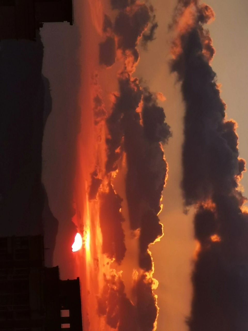 苏州烟花到来前 2021.7.23 2021.7.24 楼顶天台 云层落日 #台风烟花