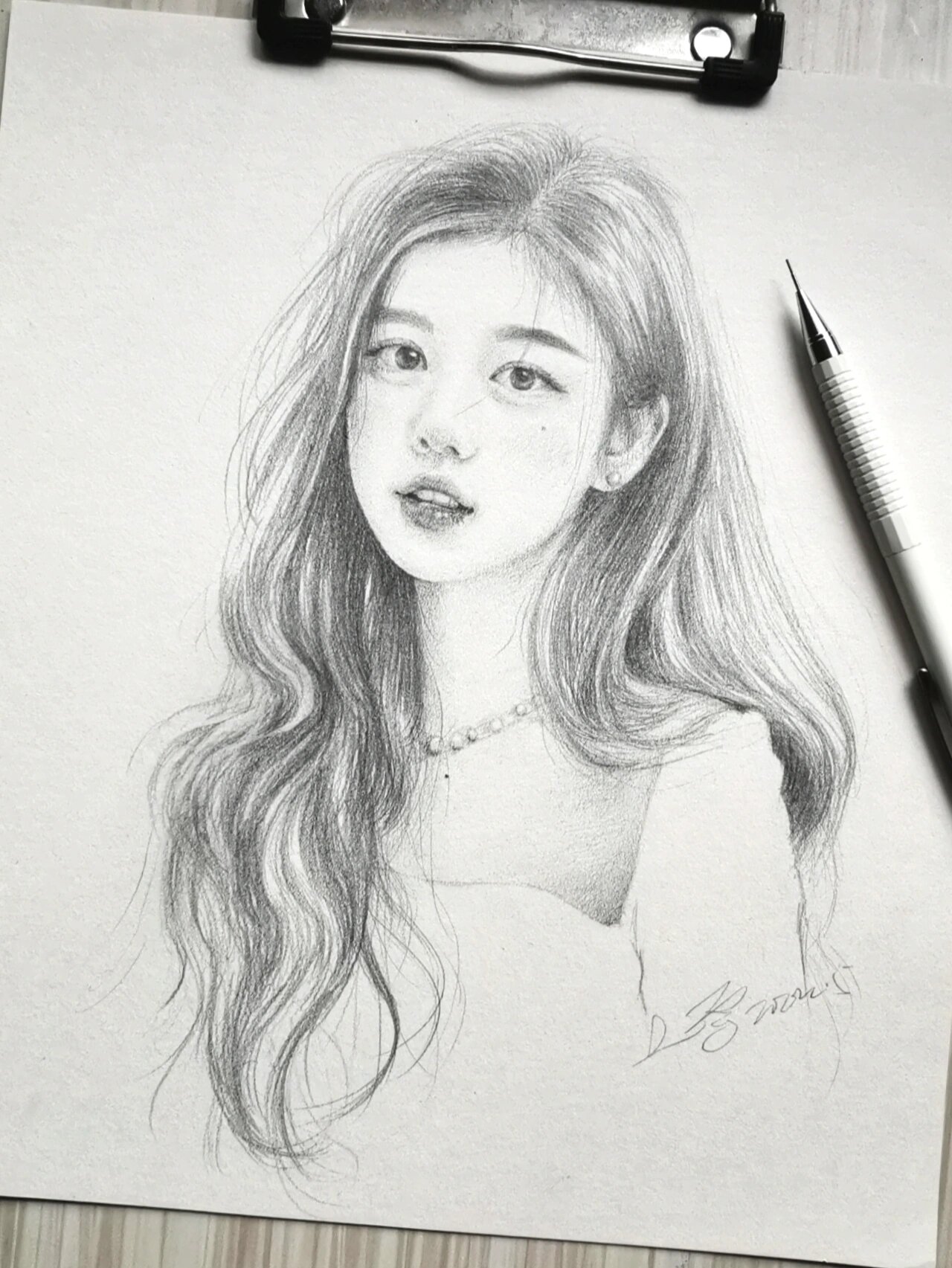 青春美好～ 手绘素描女生头像