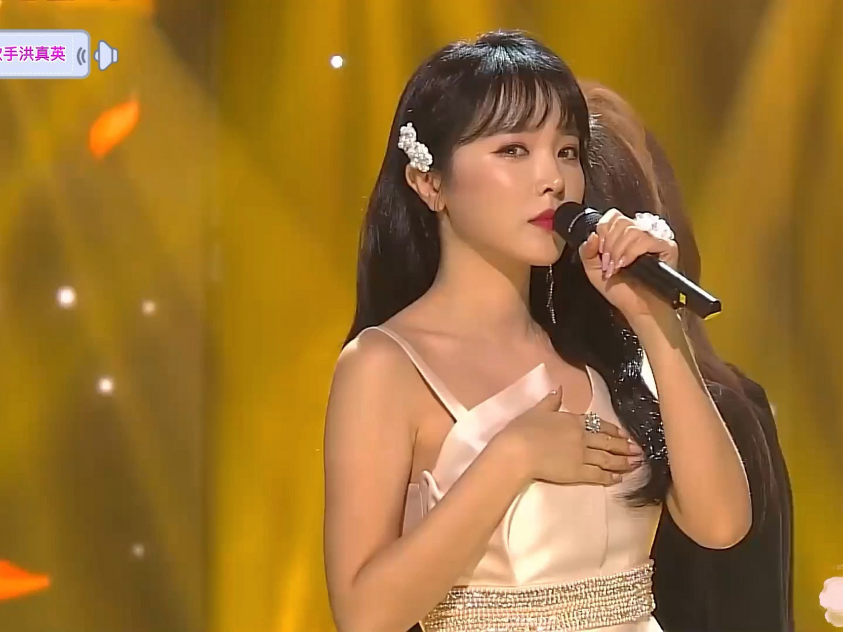 洪真英goodbye走好微胖身材迷倒众生 洪真英《goodbye走好》微胖身材