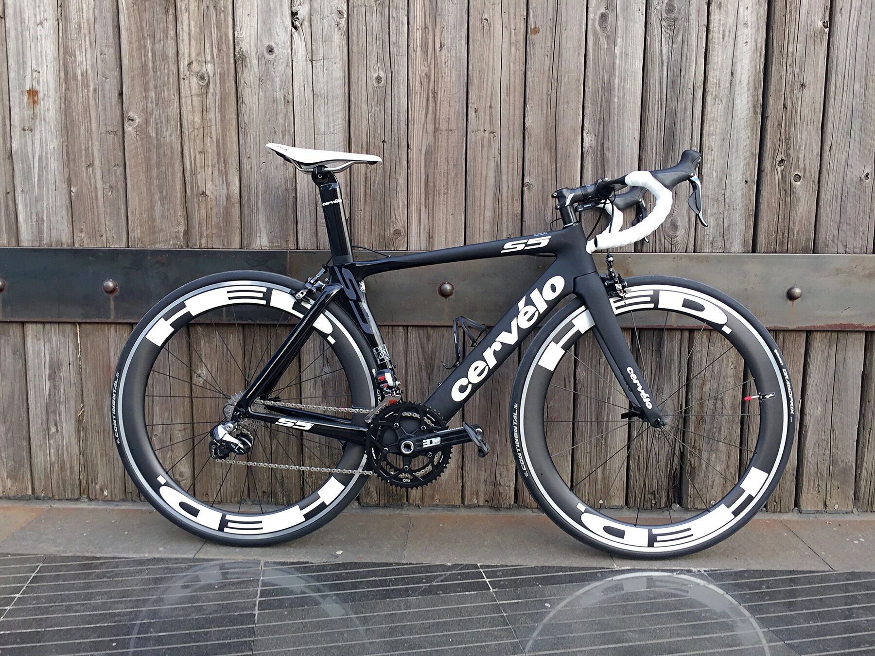 出 cervelo s5破风公路车 苏州自提 环法冠军车,稀缺的黑白熊猫配色