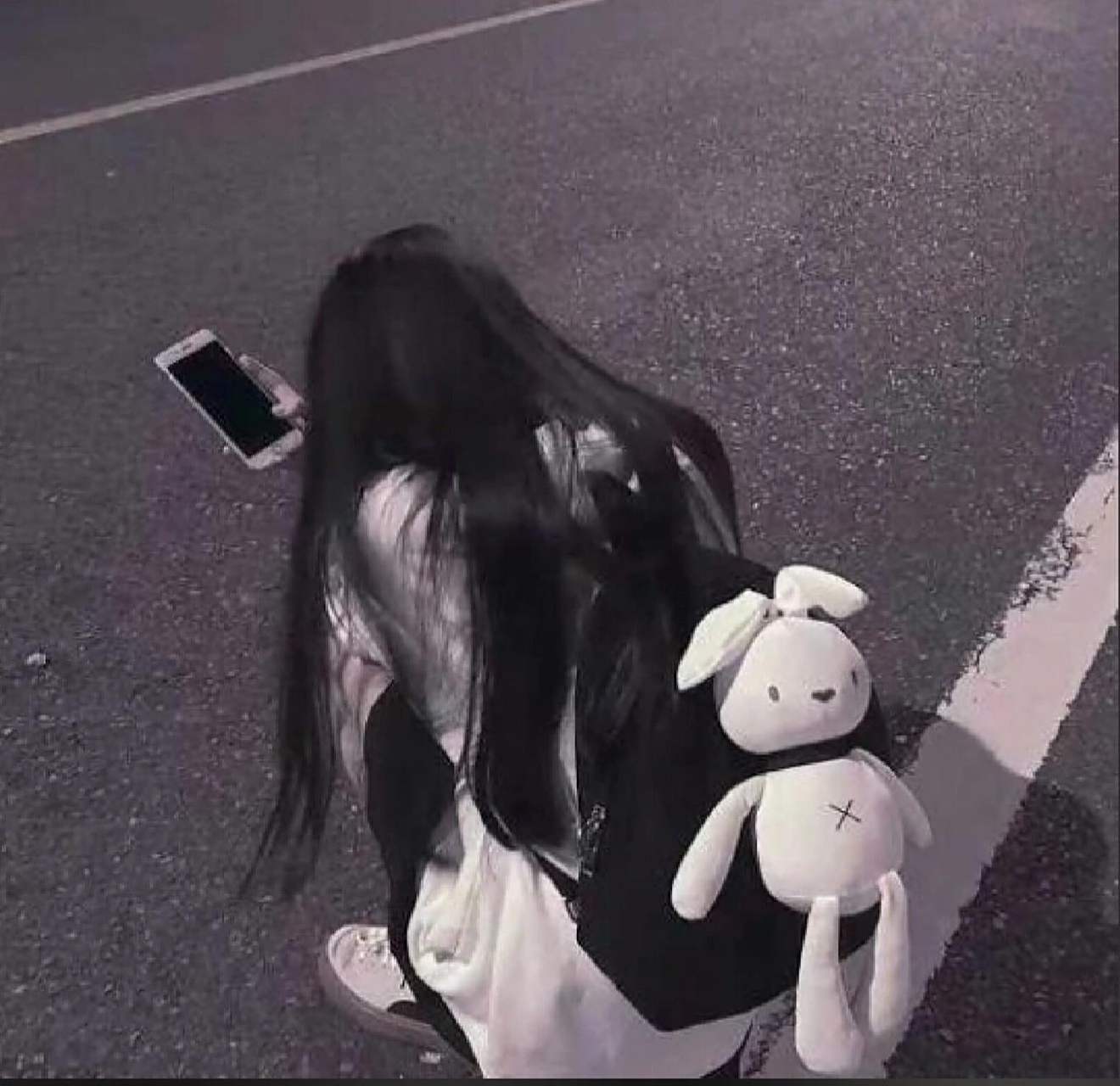 真人女孩悲伤系头像 请大家礼貌拿图