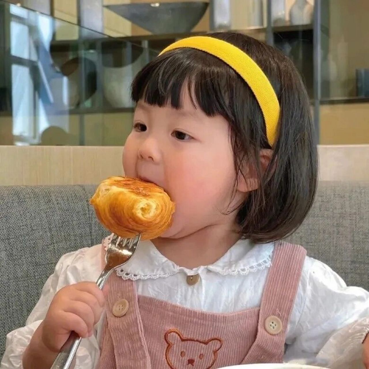 吃东西头像之儿童版04 马上过年啦,祝大家光吃不胖