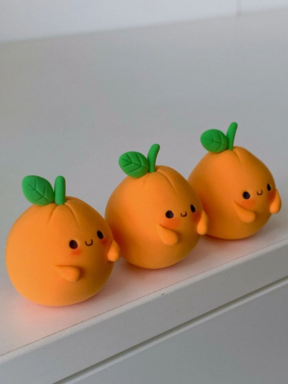 emoji橙子教程|超轻粘土 13突然发现手机自带的食物emoji好可爱