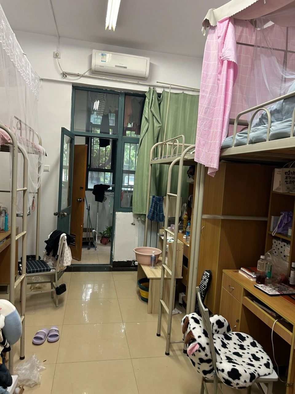 西外宿舍|三人一个宿舍 自选 三个人真的很难搞 分到的是3号楼 没有