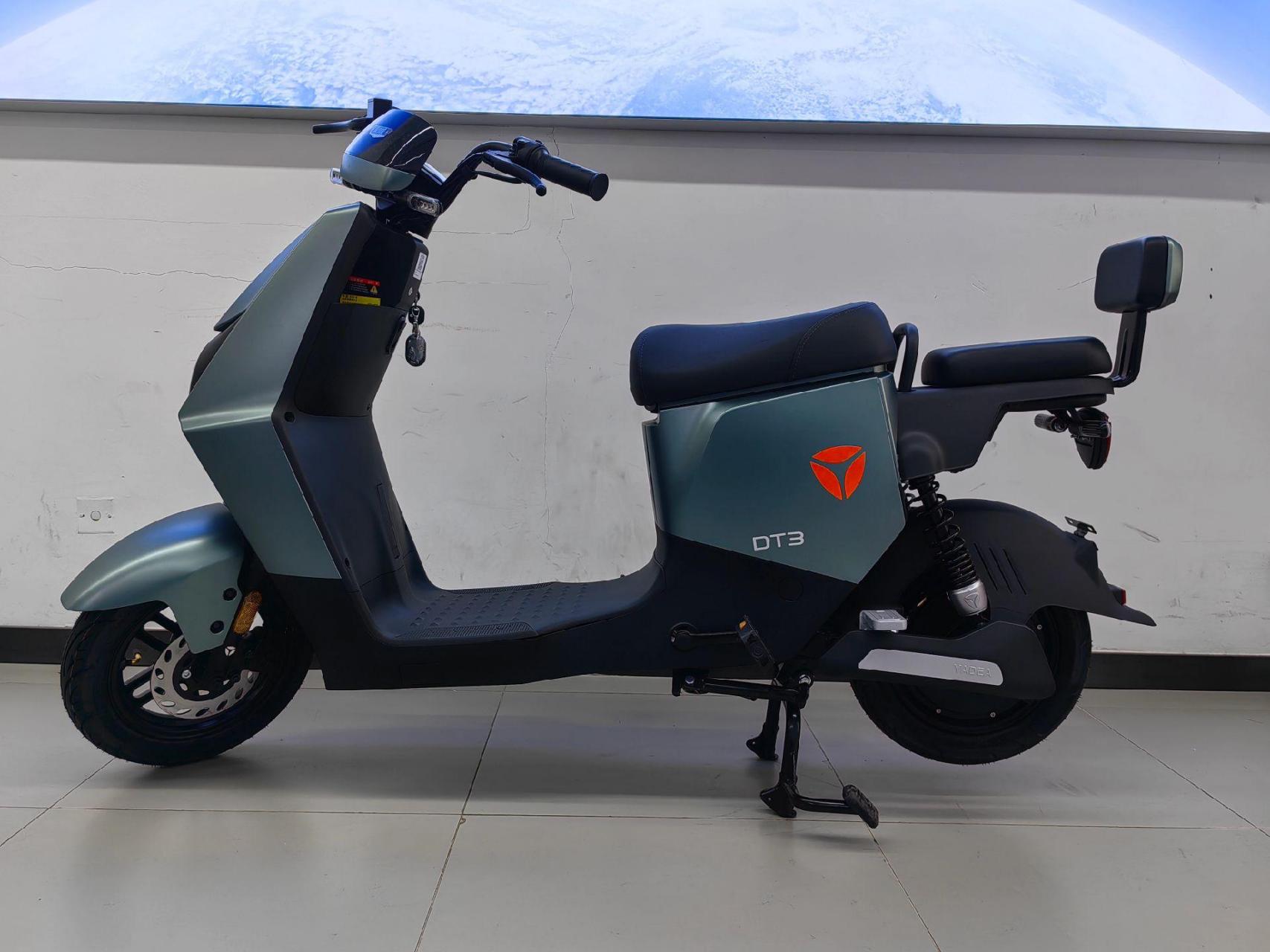 雅迪冠能q9  dt8   dt3 本店购车现场上牌 支持任何品牌以旧换新