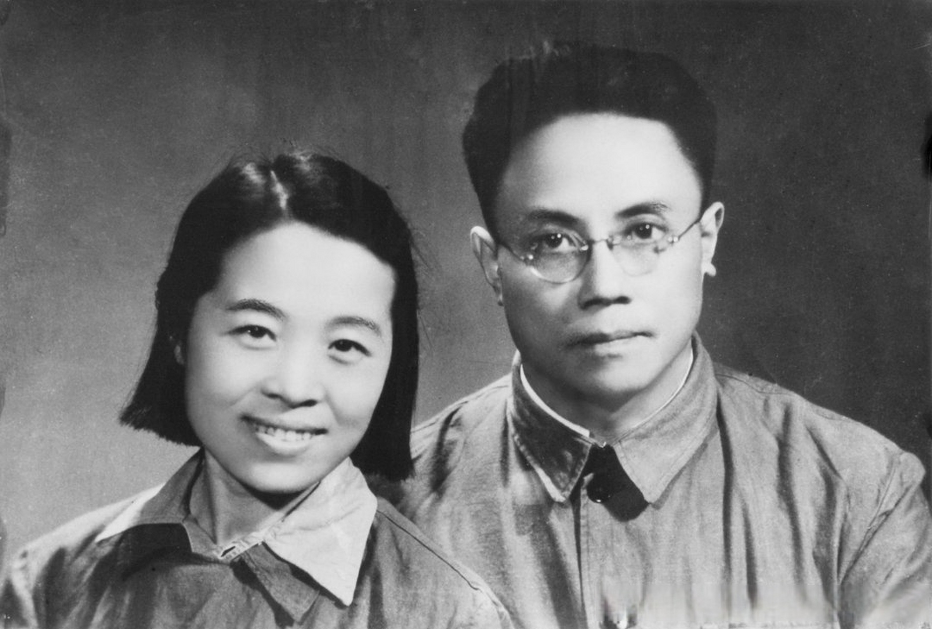 印象腾冲# 【一代哲人——艾思奇】艾思奇是党在理论战线上的忠诚