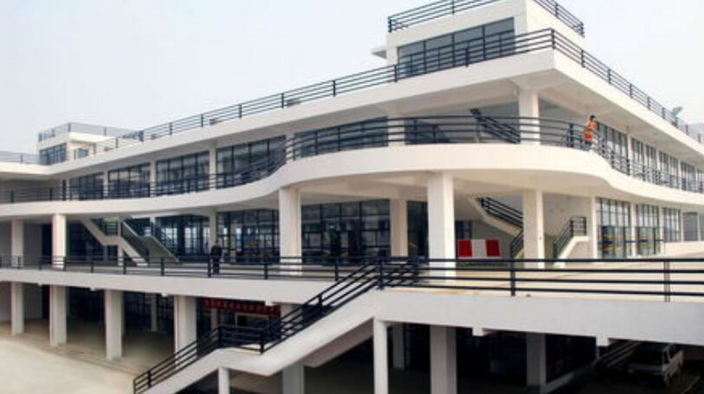 武汉铁路职业技术学院2023年高层次人才引进 一,学校简介武汉铁路职业