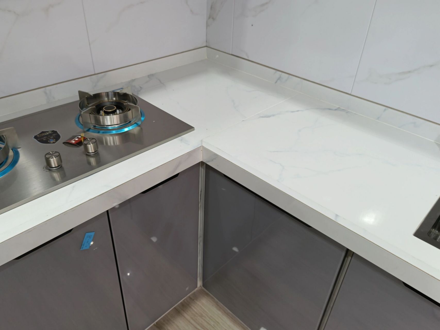 橱柜装修,直角还是转角更受欢迎?