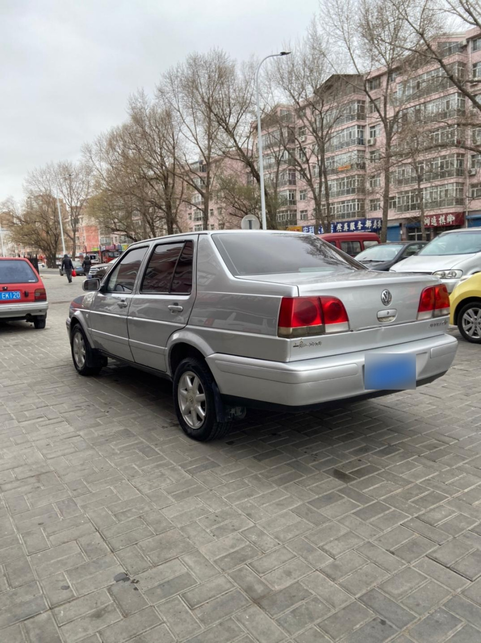 04年捷达春天,车况好,百分之70以上原车漆,费用啥都够用,雪地胎,随时