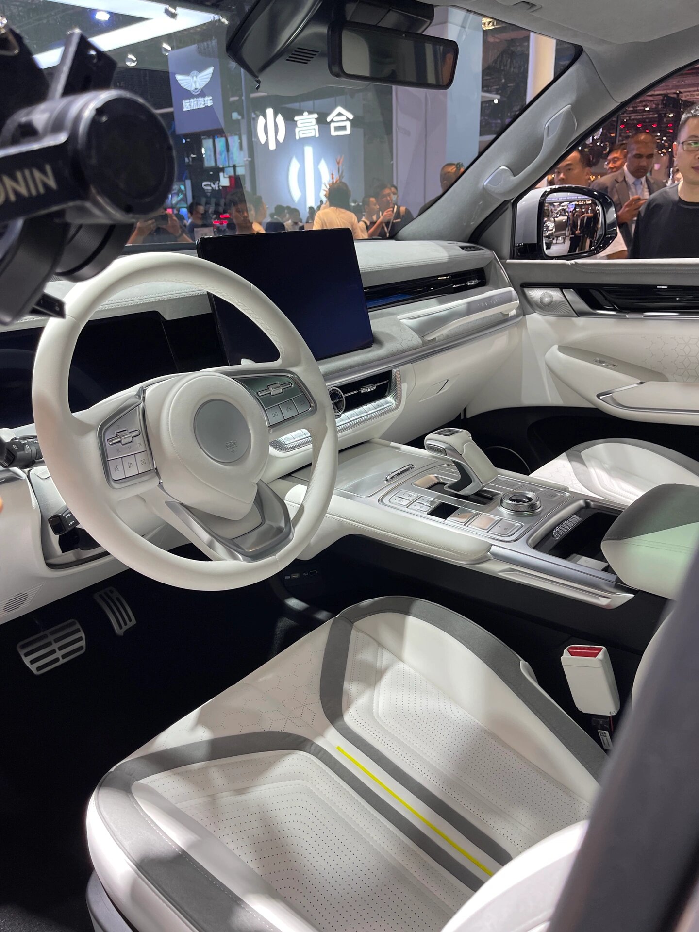 长城汽车超境赛博皮卡6x6