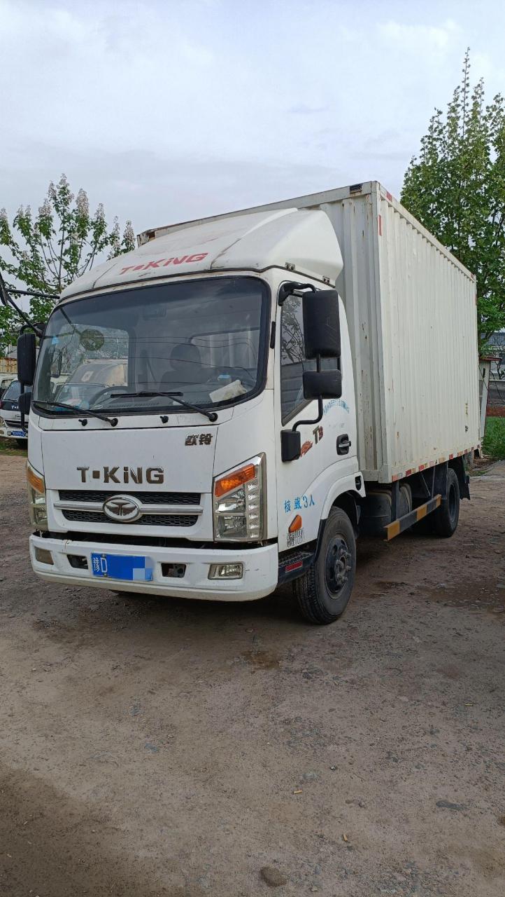 唐骏t3,4.2米厢货,490国五发动机,5速汽刹,700轮胎.