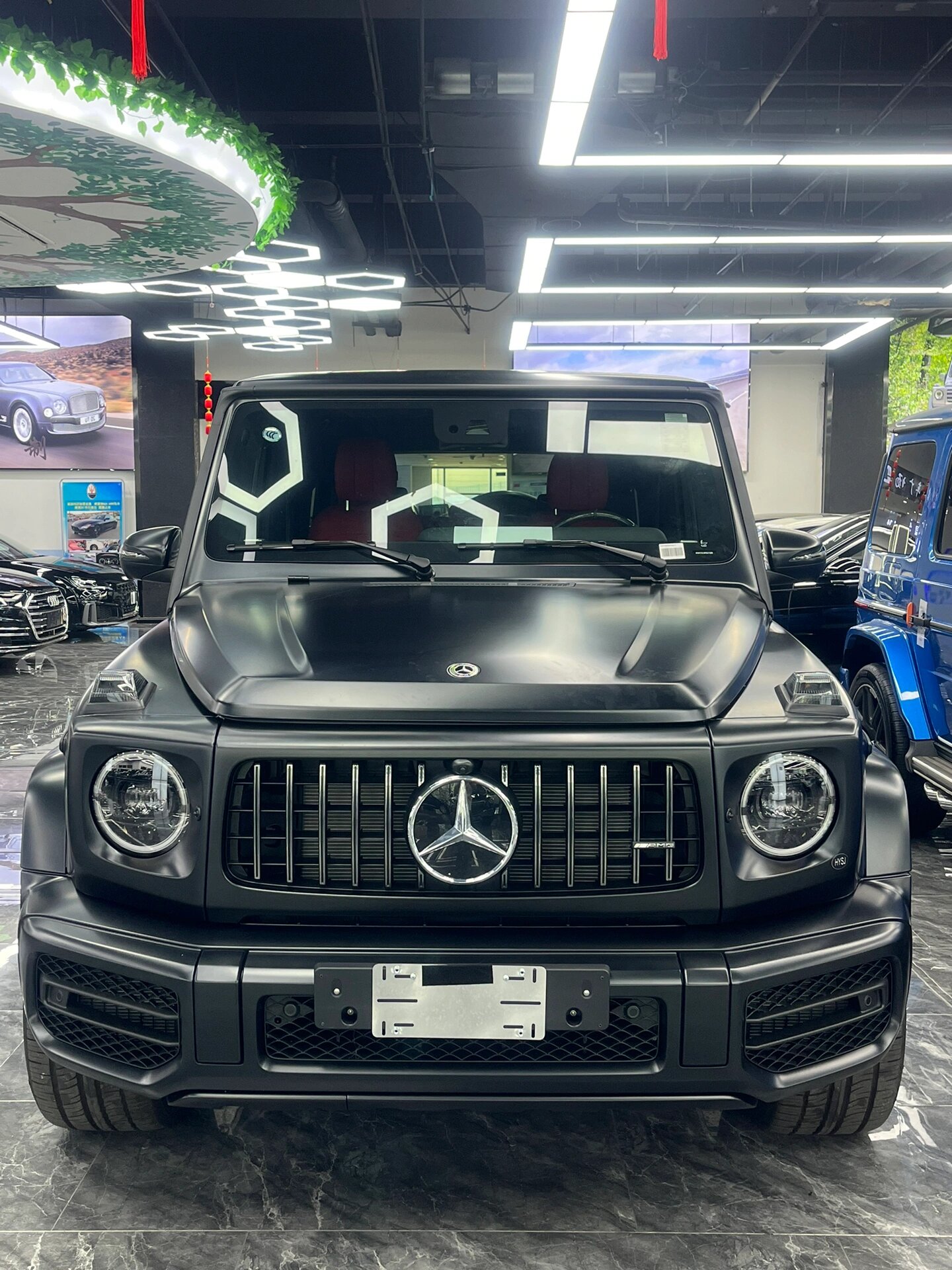 23款奔驰g63 磨砂黑/红 90305w 23款欧规g63 磨砂黑/红  原车原码