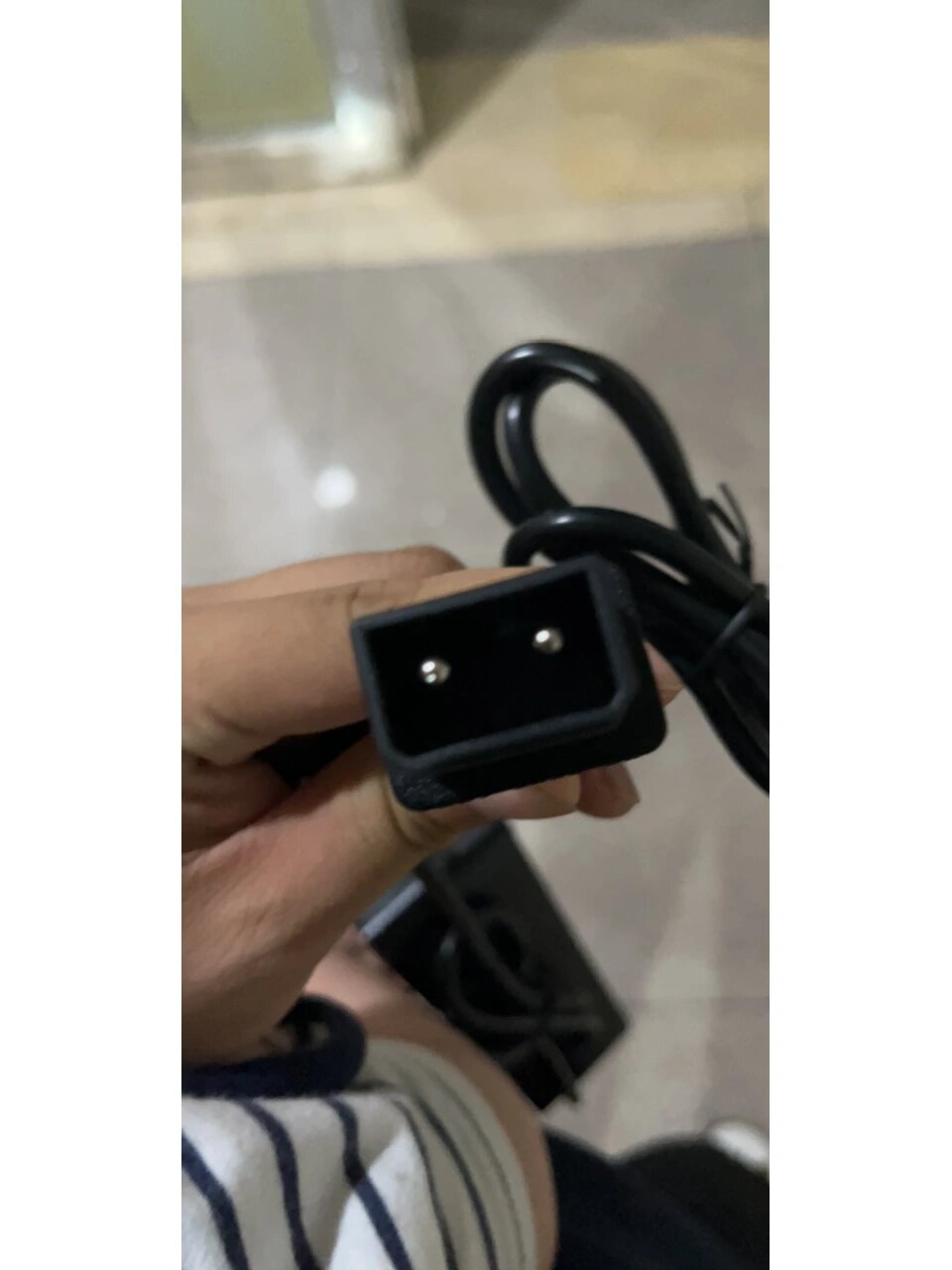 小牛f100小区小绿人充电总断电如何解决