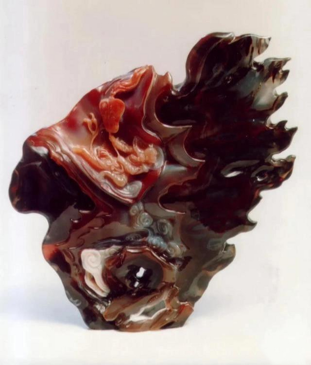 1990年玛瑙雕刻火焰山图片
