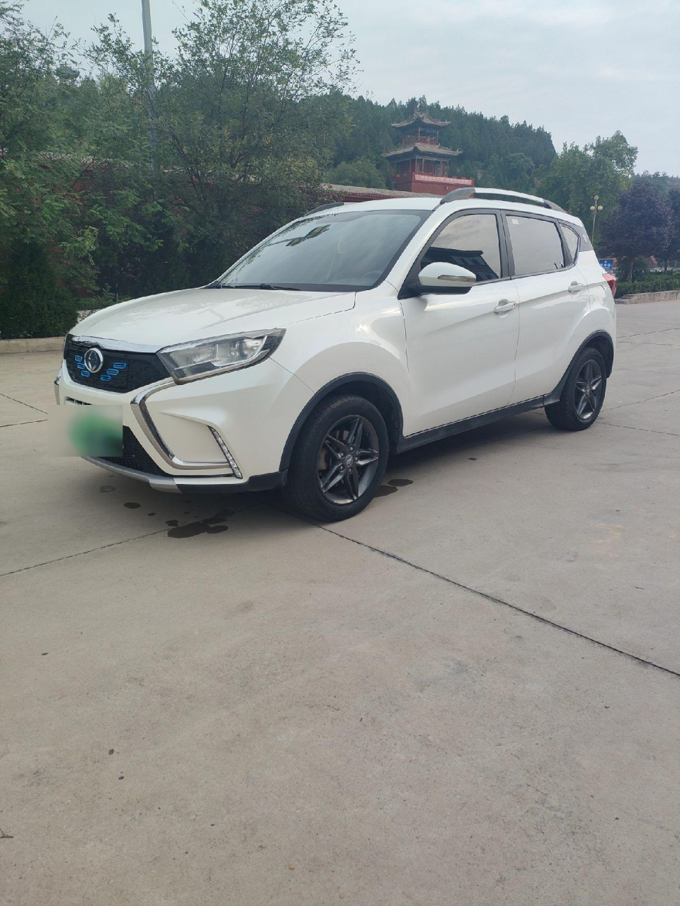 最新到店18年12月份江铃e400新能源电车,自动挡,带天窗,多功能方向盘