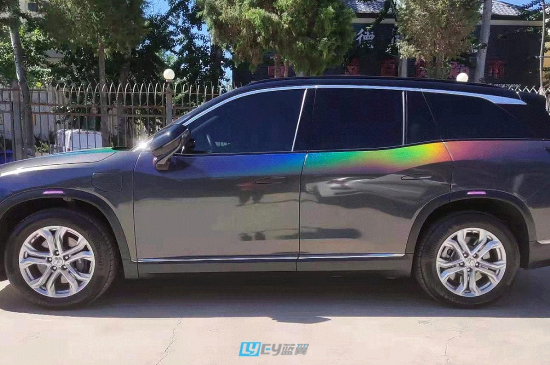 蔚来es8换装星空锦绣灰 不一样的颜色不一样的心情