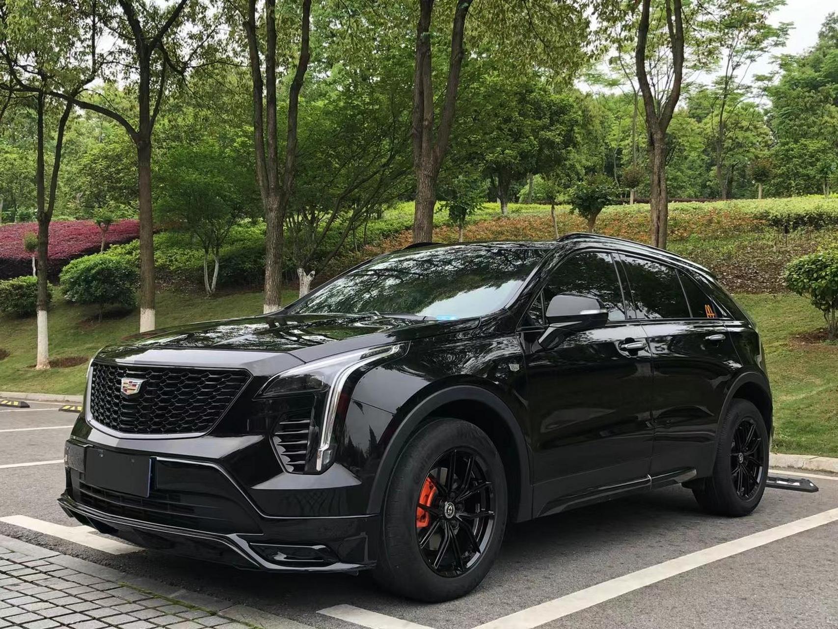 凯迪拉克xt4,两驱尊贵版.