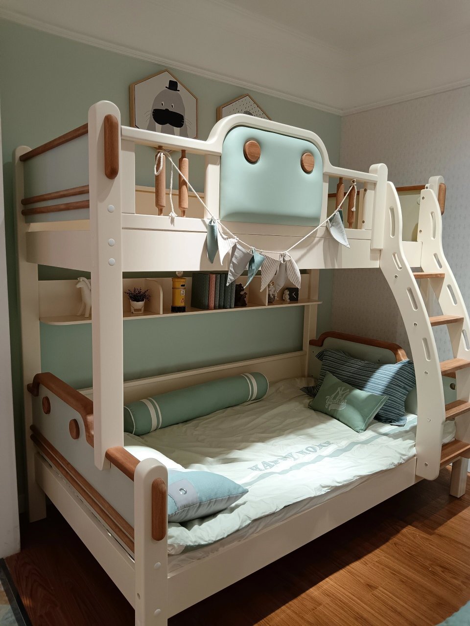 青少年儿童家具就到低碳贝贝 618免单礼