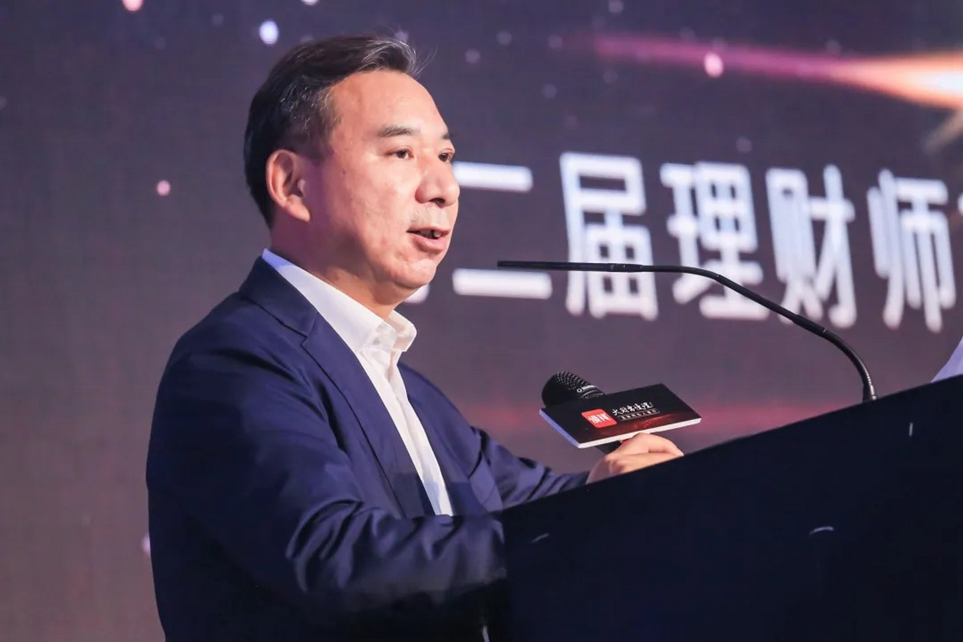 吕向阳,王传福的表哥,大隐隐于胡润富豪榜  ① ~ 1962年12月出生,年长