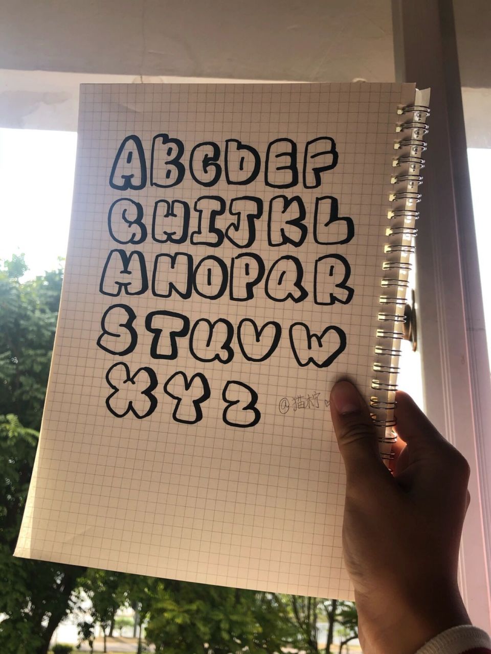 泡泡字体-26个字母 请查收～ hello～时隔多月 我们又见面啦～ 超实用