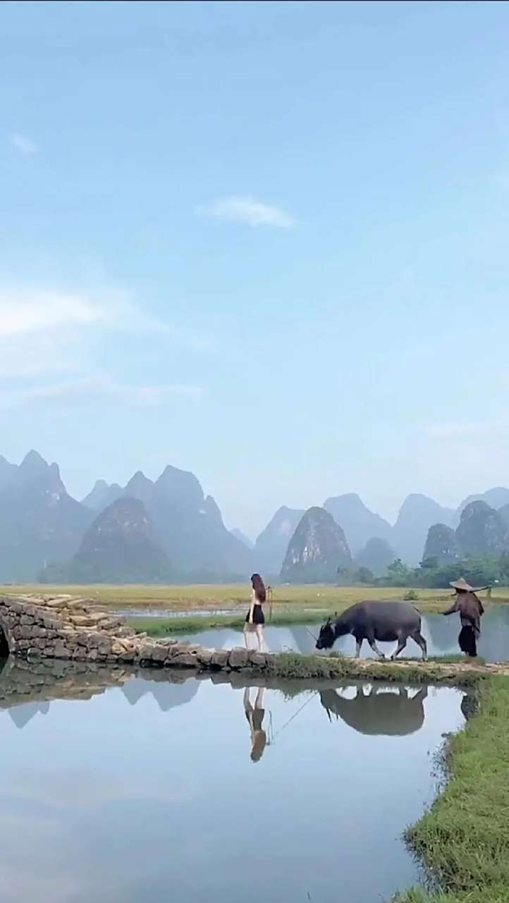 悠闲的农村生活,大家知道这是哪里吗?美女欣赏图片