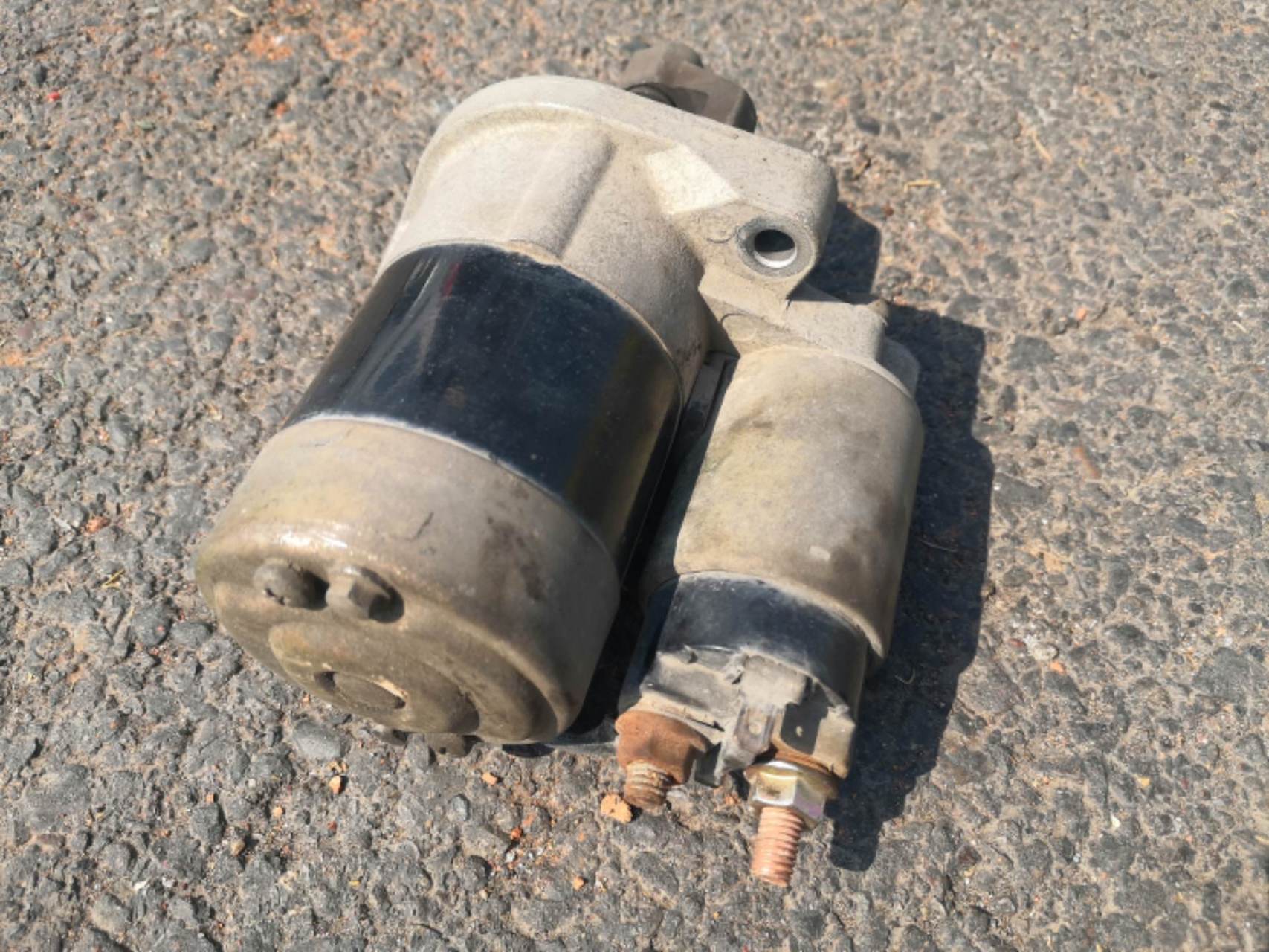 面包车马达.东风小康 启动器 马达拆件