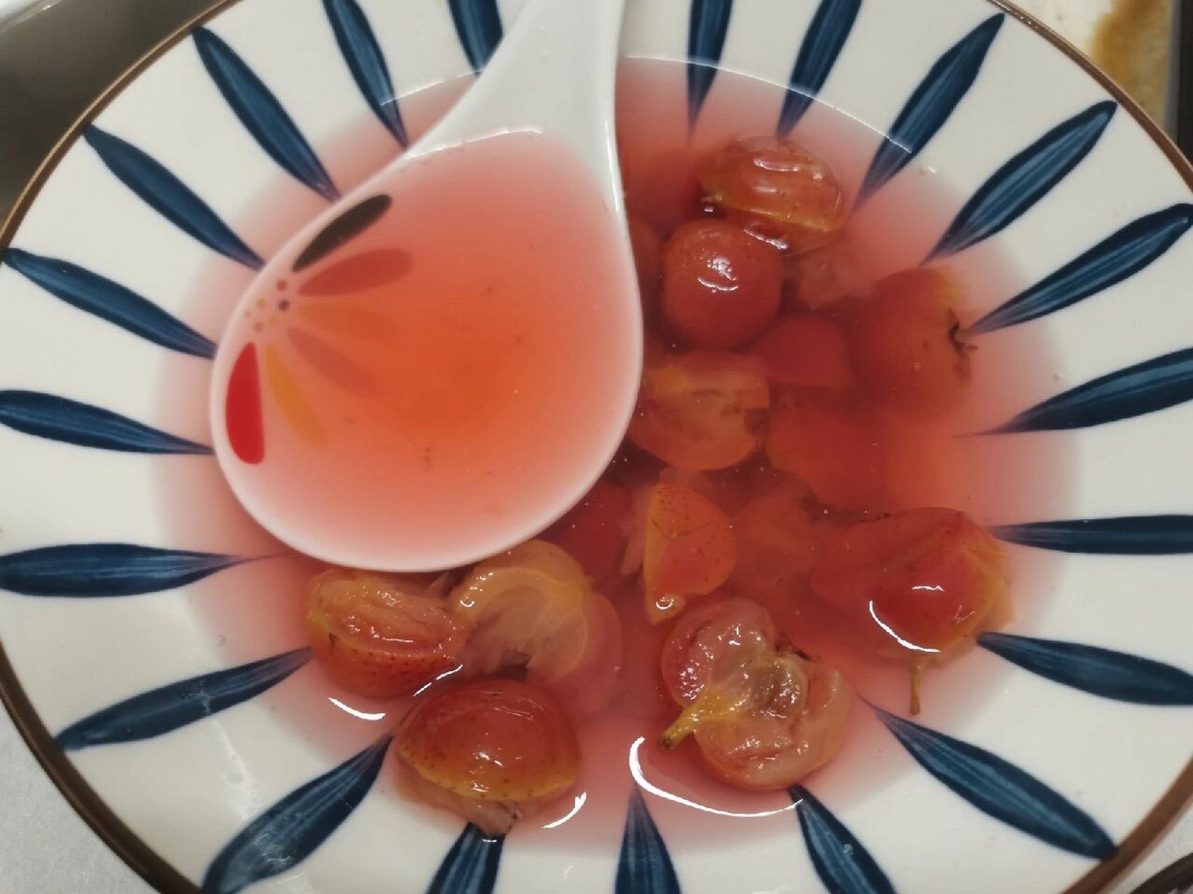 来大姨妈喝山楂汤有影响吗 我大姨妈一直不准这次也来了好久了,然后